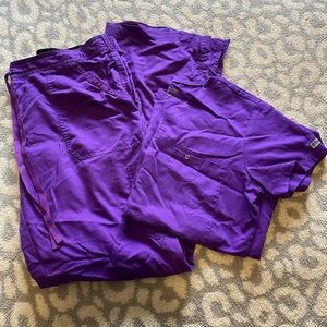 Greys Anatomy Scrubs 💜